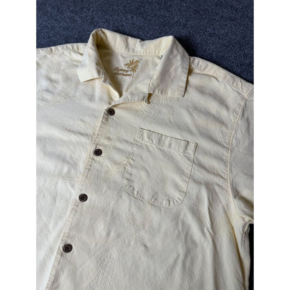 Tommy Bahama Shirt Mens L 100% Silk Hawaiian Beach Short Sleeve Button Down